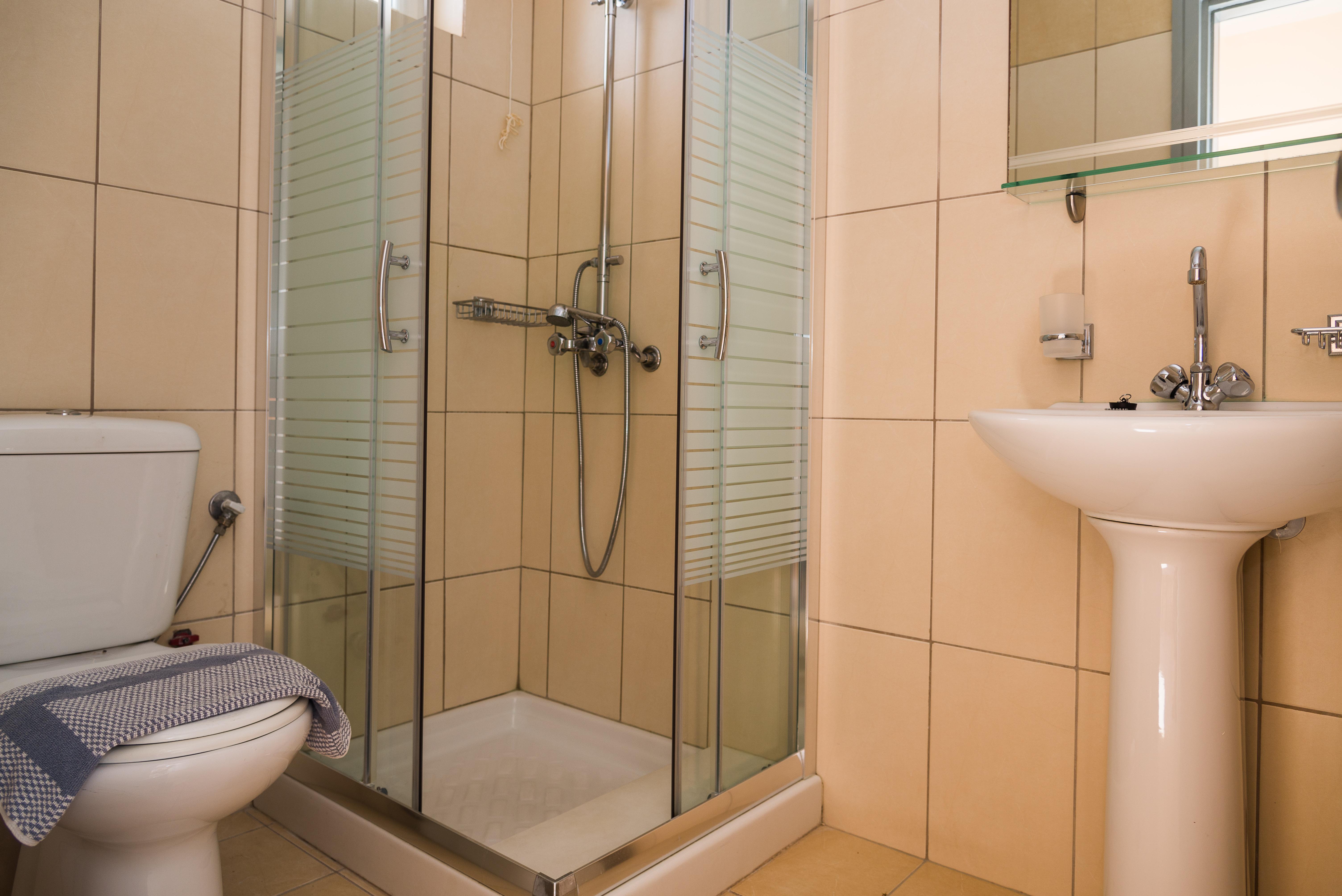 Macedonia Hotel 2*